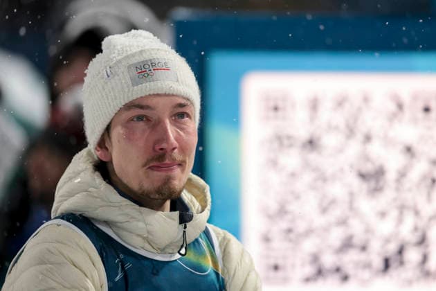 OLYMPICS - Winter Olympic Games, Olympische Spiele, Olympia, OS Milano Cortina 2026 PREDAZZO,ITALY,16.FEB.26 - OLYMPICS, Ski jumping, Skispringen, Ski, nordisch - Winter Olympic Games Milano Cortina 2026, large hill, Super Team, men, medal ceremony. Image shows Johann Andre Forfang (NOR).  GEPAxpictures xMatthiasxTrinkl