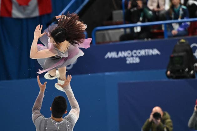 CHAN Emily HOWE Spencer Akira (USA) during Figure skating, Eiskunstlauf Olympic Winter games, Winterspiele,Spiele, Summer games Milano-Cortina 2026 in Milano, Italy, February 16 2026  Copyright: xFilippoxTomasi IPAxSportx xipa-agency.netx xx IPA_71619193 IPA_Agency_IPA71619193