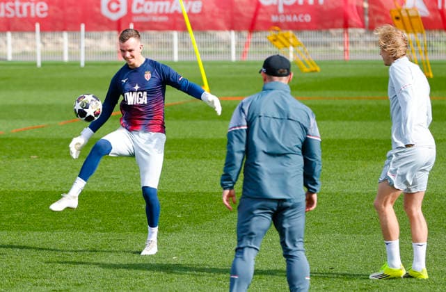 La Turbie, France February 16, 2026 UEFA Champions League 2025 26 AS Monaco Paris Saint Germain PSG Training Session with swiss german Goal Keeper Philipp Köhn Koehn UEFA Champions League 2025 26 AS Monaco vs PSG Paris