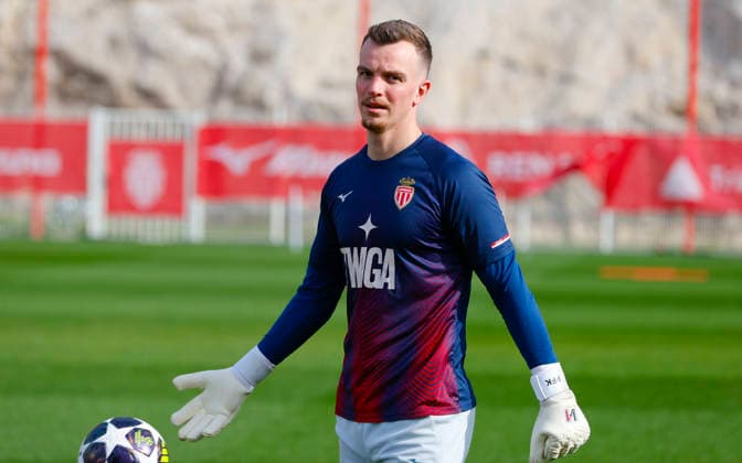 La Turbie, France February 16, 2026 UEFA Champions League 2025 26 AS Monaco Paris Saint Germain PSG Training Session with swiss german Goal Keeper Philipp Köhn Koehn UEFA Champions League 2025 26 AS Monaco vs PSG Paris