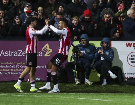 Macclesfield v Brentford, FA Cup 4th Round 16.02.26 Macclesfield v Brentford, FA Cup 4th Round Bradley Ormesher The Times Sam Heathcote of Macclesfield FC turns the ball into his own net to givethe lead to brentford 0-1 as Kaye Furo of Brentford celebrates  Copyright: xBradleyxOrmesherx NINTCHDBPICT001059779607