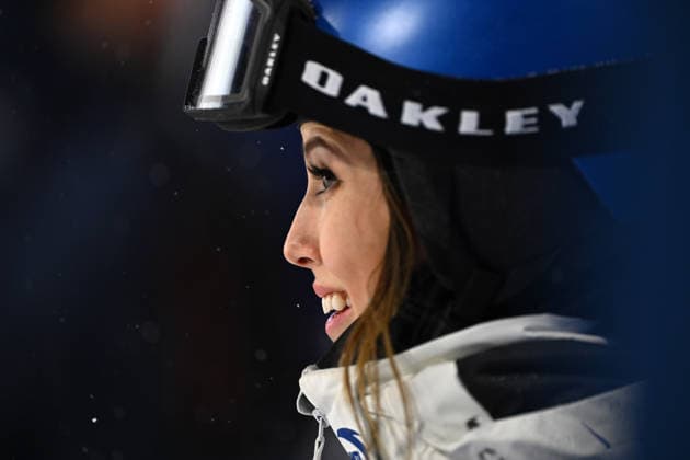 (260216) -- LIVIGNO, Feb. 16, 2026 -- Gu Ailing of China waits for her score during the freestyle skiing women s freeski big air final at the Milan-Cortina 2026 Olympic Winter games, Winterspiele,Spiele, Summer games in Livigno, Italy, Feb. 16, 2026. ) (MICO2026)ITALY-LIVIGNO-OLYMPIC WINTER GAMES-FREESTYLE SKIING-WOMEN S BIG AIR-FINAL ZhangxHongxiang 