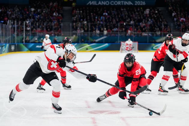 260216 Lena Marie Lutz of Switzerland and Emily Clark of Canada in the women s Ice hockey, Eishockey semifinal between Canada and Switzerland during day 10 of the 2026 Winter Olympics on February 16, 2026 in Milan. Photo: Emma Wallskog BILDBYRAN kod EW EW0639 ishockey ice hockey Olympic Games, Olympische Spiele, Olympia, OS olympics winter olympics os ol olympiska spel vinter-os olympiske leker milano cortina 2026 milan cortina 2026 milano cortina 2026 olympic games milano cortina 2026 winter olympic games milano cortina-os milano cortina-ol vinter-ol 10 bbeng kanada canada schweiz switzerland dam semifinal *** 260216 Lena Marie Lutz of Switzerland and Emily Clark of Canada in the women s ice hockey semifinal between Canada and Switzerland during day 10 of the 2026 Winter Olympics on February 16, 2026 in Milan Photo Emma Wallskog BILDBYRAN kod EW EW0639 ishockey ice hockey olympic games olympics winter olympics os ol olympiska spel vinter os olympiske leker milano cortina 2026 milan cortina 2026 milano cortina 2026 olympic games milano cortina 2026 winter olympic games milano cortina os milano cortina ol vinter ol 10 bbeng kanada canada schweiz switzerland dam semifinal  Copyright: EMMAxWALLSKOG BB260216EW104