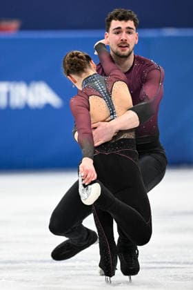 Winter Olympics - Pair Skating Free Figure skating, Eiskunstlauf Annika Hocke and partner Robert Kunkel of Team Germany compete during Pair Skating - Free Skating final on day ten of the Milano Cortina 2026 Winter Olympic Games, Olympische Spiele, Olympia, OS at Milano Ice Skating Arena on February 16, 2026 in Milan, Italy. Photo by JMP ABACAPRESS.COM Milan Italy  Copyright: xJMP ABACAx