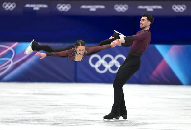 (260216) -- MILAN, Feb. 16, 2026 -- Annika Hocke (L) Robert Kunkel of Germany compete during the Figure skating, Eiskunstlauf pair skating free skating match at the Milan-Cortina 2026 Olympic Winter games, Winterspiele,Spiele, Summer games in Milan, Italy, Feb. 15, 2026. ) (MICO2026)ITALY-MILAN-OLYMPIC WINTER GAMES-FIGURE SKATING-PAIR SKATING-FREE SKATING XuexYuge 