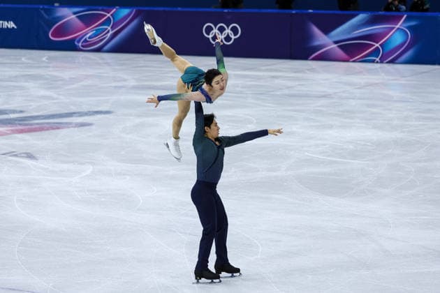 GIOCHI OLIMPICI - Olimpiadi Invernali Milano-Cortina 2026 - Figure skating, Eiskunstlauf - Pair Skating Wenjing Sui Cong Han (CHN) during the Olympic Winter games, Winterspiele,Spiele, Summer games Milano-Cortina 2026, Pair Skating on February 16, 2026 at Milano Ice Skating Arena in Milan, Italy Cortina D Ampezzo Italy  Copyright: xIPAxSport ABACAx