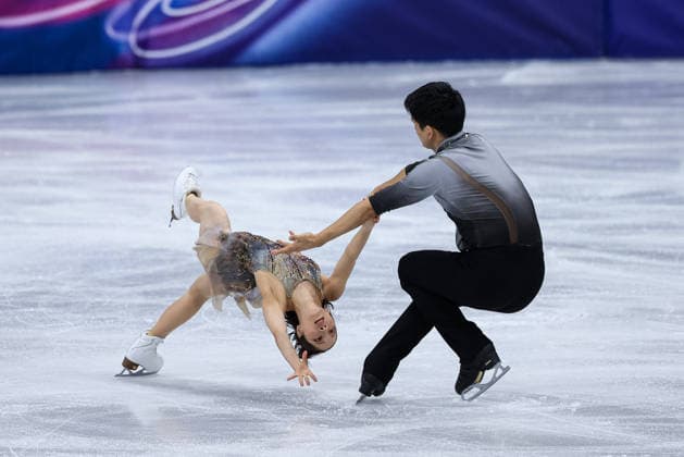 GIOCHI OLIMPICI - Olimpiadi Invernali Milano-Cortina 2026 - Figure skating, Eiskunstlauf - Pair Skating Riku Miura Ryuichi Kihara (JPN) during the Olympic Winter games, Winterspiele,Spiele, Summer games Milano-Cortina 2026, Pair Skating on February 16, 2026 at Milano Ice Skating Arena in Milan, Italy Cortina D Ampezzo Italy  Copyright: xIPAxSport ABACAx