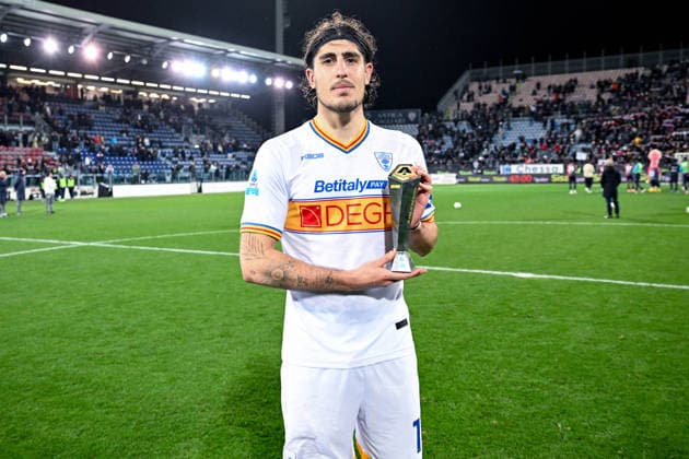 Lecce s Omri Gandelman is the Panini Player of the Match at the end of Serie A soccer match between Cagliari Calcio and Lecce at the Unipol Domus in Cagliari, Sardinia - Monday, 16th February 2026. - Soccer  Copyright: x Â®xGianlucaxZuddas LaPressex