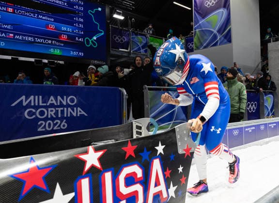 February 16, 2026, Cortina D ampezzo, Lombardy, Italy: Elana Meyers Taylor of the USA won gold in the Women s Monobob at the Cortina Sliding Centre for the Milano Cortina 2026 Winter Olympics. Cortina Sliding Centre - Monnobob  - ZUMAsc5_ 20260216_oly_sc5_012 Copyright: xErichxSchlegelx