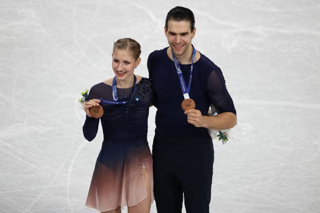Milano Cortina 2026 Winter Olympics MILAN, ITALY - FEBRUARY 16: Bronze medalist Minerva Fabienne Hase of Germany and Nikita Volodin of Germany celebrate on the podium during the Milano Cortina 2026 Olympic Winter games, Winterspiele,Spiele, Summer games at Milano Ice Skating Arena on February 16, 2026 in Milan, Italy. Shunik Denisovich Anadolu Milan Italy. Editorial use only. Please get in touch for any other usage.  Copyright: x2026xAnadoluxShunikxDenisovichx