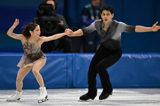 Winter Olympics - Pair Skating Free Figure skating, Eiskunstlauf Riku Miura and partner Ryuichi Kihara of Team Japan compete during Pair Skating - Free Skating final on day ten of the Milano Cortina 2026 Winter Olympic Games, Olympische Spiele, Olympia, OS at Milano Ice Skating Arena on February 16, 2026 in Milan, Italy. Photo by JMP ABACAPRESS.COM Milan Italy  Copyright: xJMP ABACAx