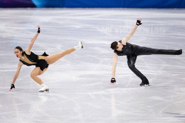 Winter Olympics - Camille Kovalev and Pavel Kovalev At Pair Skating Free Figure skating, Eiskunstlauf AJ Camille Kovalev and partner Pavel Kovalev of Team France compete during Pair Skating - Free Skating on day ten of the Milano Cortina 2026 Winter Olympic Games, Olympische Spiele, Olympia, OS at Milano Ice Skating Arena on February 16, 2026 in Milan, Italy. Photo by Alexis Jumeau ABACAPRESS.COM Milan  Copyright: xJumeauxAlexis ABACAx