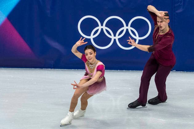 Figure skating, Eiskunstlauf - Milano Cortina 2026 Winter Olympics: Day 10 Karina Akopova and partner Nikita Rakhmanin of Team Armenia compete during Pair Skating - Free Skating on day ten of the Milano Cortina 2026 Winter Olympic Games, Olympische Spiele, Olympia, OS at Milano Ice Skating Arena on February 16, 2026 in Milan, Italy. Cortina d Ampezzo Italy  Copyright: xAndrzejxIwanczukx originalFilename:iwanczuk-figuresk260217_npls3.jpg