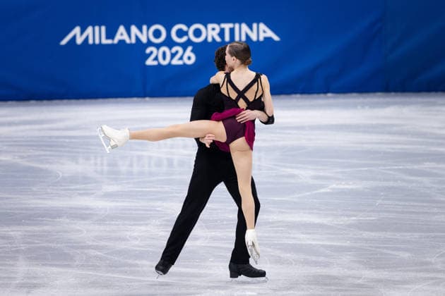 Winter Olympics - Pair Skating Free Figure skating, Eiskunstlauf Final AJ Ioulia Chtchetinina of Team Poland compete during Pair Skating - Free Skating on day ten of the Milano Cortina 2026 Winter Olympic Games, Olympische Spiele, Olympia, OS at Milano Ice Skating Arena on February 16, 2026 in Milan, Italy. Photo by Alexis Jumeau ABACAPRESS.COM Milan  Copyright: xJumeauxAlexis ABACAx