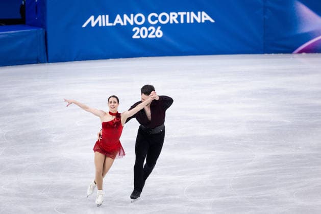 Winter Olympics - Pair Skating Free Figure skating, Eiskunstlauf Final AJ Deanna Stellato-Dudek and partner Maxime Deschamps of Team Canada compete during Pair Skating - Free Skating on day ten of the Milano Cortina 2026 Winter Olympic Games, Olympische Spiele, Olympia, OS at Milano Ice Skating Arena on February 16, 2026 in Milan, Italy. Photo by Alexis Jumeau ABACAPRESS.COM Milan  Copyright: xJumeauxAlexis ABACAx