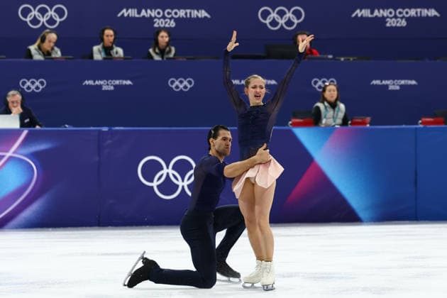 February 16, 2026, Milan, Lombardy, Italy: MINERVA FABIENNE HASE and NIKITA VOLODIN of Germany skate their Free Skating in the Pairs of the Figure skating, Eiskunstlauf at the Milano Cortina 2026 Winter Olympic Games, Olympische Spiele, Olympia, OS Olympics 2026: Milano Cortina: Figure Skating Pairs  - ZUMAc179 20260216_oly_c179_374 Copyright: xMickaelxChavetx