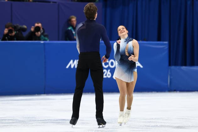 February 16, 2026, Milan, Lombardy, Italy: MARIA PAVLOVA and ALEXEI SVIATCHENKO of Hungary skate their Free Skating in the Pairs of the Figure skating, Eiskunstlauf at the Milano Cortina 2026 Winter Olympic Games, Olympische Spiele, Olympia, OS Milan Italy - ZUMAc179 20260216_oly_c179_360 Copyright: xMickaelxChavetx