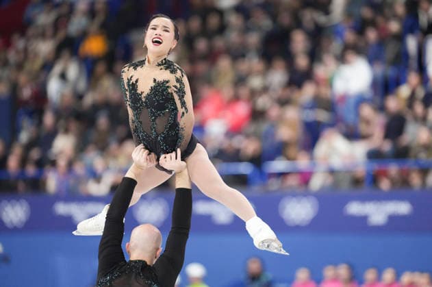 260216 -- MILAN, Feb. 16, 2026 -- Ellie Kam top Danny O shea of the United States compete during the Figure skating, Eiskunstlauf pair skating free skating match at the Milan-Cortina 2026 Olympic Winter games, Winterspiele,Spiele, Summer games in Milan, Italy, Feb. 15, 2026. MICO2026ITALY-MILAN-OLYMPIC WINTER GAMES-FIGURE SKATING-PAIR SKATING-FREE SKATING XuexYuge  (MICO2026)ITALY-MILAN-OLYMPIC WINTER GAMES-FIGURE SKATING-PAIR SKATING-FREE SKATING IMAGO XuexYuge  imago images 0847780699