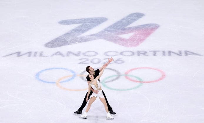 (260217) -- MILAN, Feb. 17, 2026 -- Lia Pereira Trennt Michaud of Canada compete during the free skating of Figure skating, Eiskunstlauf Pair Skating at the Milan-Cortina 2026 Olympic Winter games, Winterspiele,Spiele, Summer games in Milan, Italy, Feb. 16, 2026. ) (MICO2026)ITALY-MILAN-OLYMPIC WINTER GAMES-FIGURE SKATING-PAIRS-FREE SKATING ChenxYichen 
