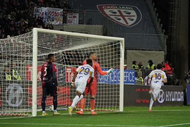 Cagliari Calcio v US Lecce - Serie A Omri Gandelman of US Lecce celebrates a goal during the Serie A TIM match between Cagliari Calcio and US Lecce in Italy on February 15, 2026. Cagliari Italy  Copyright: xAlessandroxToccox originalFilename:alessandro-cagliari260216_npfh4.jpg