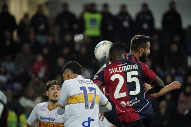 Cagliari Calcio v US Lecce - Serie A Ibrahim Sulemana ( 25 Cagliari Calcio) participates in the Serie A TIM match between Cagliari Calcio and US Lecce in Italy, on February 15, 2026 Cagliari Italy  Copyright: xAlessandroxToccox originalFilename:alessandro-cagliari260216_npWL7.jpg