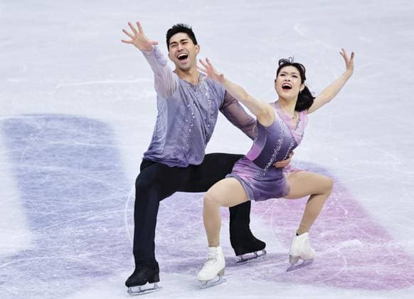 Milan Cortina Olympics: Figure skating, Eiskunstlauf Emily Chan (R) and Spencer Akira Howe of the United States perform in the pairs figure skating free program at the Milan Cortina Olympics at Milano Ice Skating Arena in Milan on Feb. 16, 2026.  A14AA0005295888P