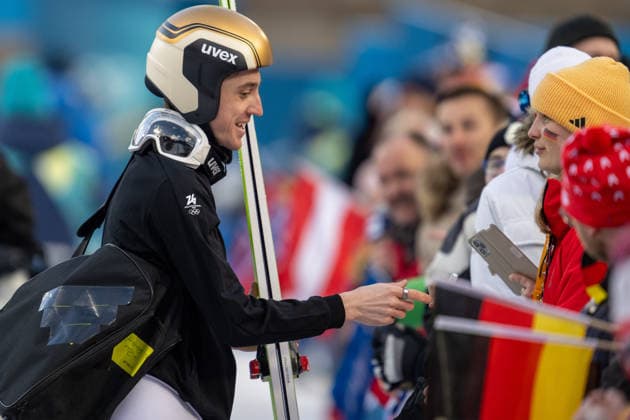 OLYMPICS - Winter Olympic Games, Olympische Spiele, Olympia, OS Milano Cortina 2026 PREDAZZO,ITALY,17.FEB.26 - OLYMPICS, NORDIC SKIING, NORDIC COMBINED, Ski jumping, Skispringen, Ski, nordisch - Winter Olympic Games Milano Cortina 2026, large hill. Image shows Thomas Rettenegger (AUT).  GEPAxpictures xOliverxLerch
