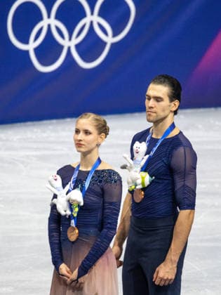 Enttaeuscht . . . Minerva Fabienne HASE und Nikita VOLODIN (GER), 3.Platz, 3rd place. Eiskunstlauf Kuer der Paare. Olympische Winterspiele 2026. 16.02.2026, in Mailand, Ice Skating Arena. Quelle Copyright Credit : Oryk HAIST *** Disappointed Minerva Fabienne HASE and Nikita VOLODIN GER , 3rd place, 3rd place Figure Skating Pairs Competition Olympic Winter Games 2026 16 02 2026, in Milan, Ice Skating Arena Source Copyright Credit Oryk HAIST xOLY-FSK09x