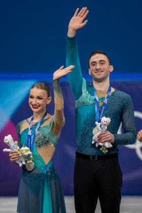 February 17, 2026, Milan, Lombardy, Italy: GeorgiaÃ¢â‚¬â ¢s ANATASIIA METELKINA AND LUKE BERULAVA grabbed GeorgiaÃ¢â‚¬â ¢s first ever medal in pairs Figure skating, Eiskunstlauf medal round at this Milano Cortina 2026 Olympics. Milan Italy - ZUMAa35_ 20260217_oly_a35_017 Copyright: xDanielxA.xAndersonx