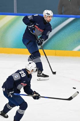 Winter Olympics - Ice hockey, Eishockey - Men - France v Germany Hugo Gallet (8) of Team France, Louis Boudon (29) of Team France during the men s qualification play-off ice hockey match between Germany and France at the Milano Santagiulia Ice Hockey Arena during the Milano Cortina 2026 Winter Olympic Games, Olympische Spiele, Olympia, OS in Milan, on February 17, 2026. Photo by JMP ABACAPRESS.COM Milan Italy  Copyright: xJMP ABACAx