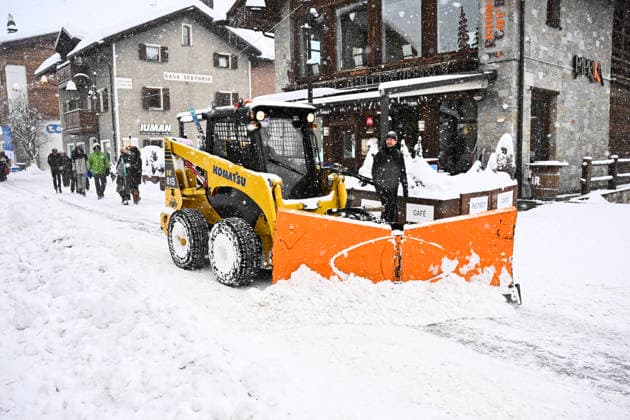LIVIGNO, ITALY 20260217 Snowfall in Livigno, Italy on Tuesday during the Winter Olympics. *** The image is included in the SPORTS PACKAGE. For others PAID IMAGE *** LIVIGNO ITALY x10080x *** LIVIGNO, ITALY 20260217 Snowfall in Livigno, Italy on Tuesday during the Winter Olympics The image is included in the SPORTS PACKAGE For others PAID IMAGE LIVIGNO ITALY x10080x  Copyright: xFredrikxSandberg TTx 2026 OLYMPICS SKICROSS TRAINING