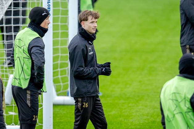 Bodo Glimt trains at Aspmyra Oslo 20260217 Bodo Glimts Hakon Evjen during training with Bodo Glimt at Aspmyra before the Champions League football match against Inter Photo Thomas Andersen NTB Oslo Norway EDITORIAL USE ONLY RESTRICTED USE FOR BETTING COMPANIES  Copyright: xThomasxAndersenx xNTBx