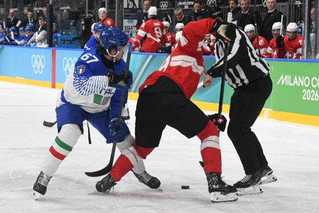 Ice hockey, Eishockey Suisse vs Italy playoff during Ice Hockey, Olympic Winter games, Winterspiele,Spiele, Summer games Milano-Cortina 2026 in Milano, Italy, February 17 2026  Copyright: xPasqualexGolia IPAxSportx xipa-agency.netx xx IPA_71638046 IPA_Agency_IPA71638046
