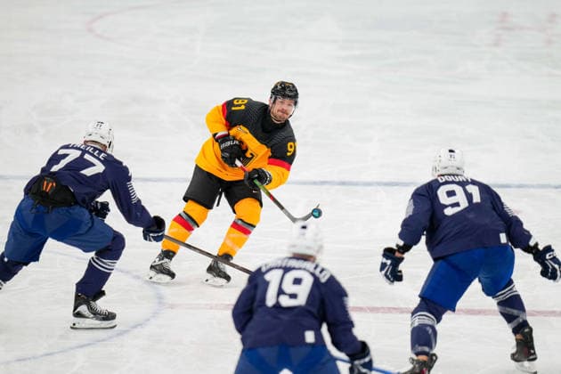 Moritz Muller (Germany) controll the puck during the Ice hockey, Eishockey Men - Qualification Play-off match between Germany v France on day eleven of the Milano Cortina 2026 Winter Olympic Games, Olympische Spiele, Olympia, OS at Milano Santagiulia IHO Ice Hockey Arena on February 17, 2026 in Milan, Italy. (Photo by Alex Gottschalk DeFodi Images) - *** Moritz Muller Germany controll the puck during the Ice Hockey Men Qualification Play off match between Germany v France on day eleven of the Milano Cortina 2026 Winter Olympic games at Milano Santagiulia IHO Ice Hockey Arena on February 17, 2026 in Milan, Italy Photo by Alex Gottschalk DeFodi Images