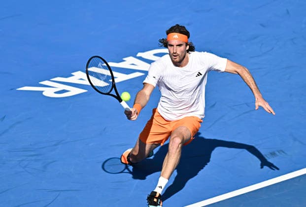 ATP, Tennis Herren QATAR EXXONMOBIL OPEN-ROUND OF 32 Stefanos Tsitsipas of Greece competes against Moez Echargui of Tunisia in the Round of 32 at the ATP men s Qatar ExxonMobil Open 2026 tennis tournament at the Khalifa International Tennis Complex in Doha, Qatar, on February 17, 2026. DOHA Qatar Copyright: xNOUSHADx