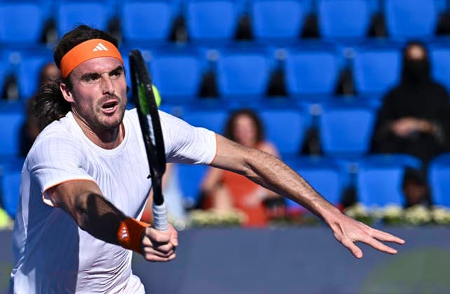 ATP, Tennis Herren QATAR EXXONMOBIL OPEN-ROUND OF 32 Stefanos Tsitsipas of Greece competes against Moez Echargui of Tunisia in the Round of 32 at the ATP men s Qatar ExxonMobil Open 2026 tennis tournament at the Khalifa International Tennis Complex in Doha, Qatar, on February 17, 2026. DOHA Qatar Copyright: xNOUSHADx
