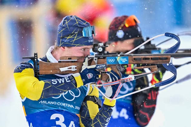 ANTERSELVA, ITALIEN 20260217 Sveriges Sebastian Samuelsson vid inskjutningen inför herrarnas skidskyttestafett 4x7,5km i Anterselva under vinter-OS i Milano Cortina, Italien. *** Bilden ingar i SPORTPAKET. För övriga BETALBILD *** ANTERSELVA ITALIEN x10050x *** ANTERSELVA, ITALY 20260217 Swedens Sebastian Samuelsson at the start of the mens biathlon relay 4x7.5km in Anterselva during the Winter Olympics in Milan Cortina, Italy The image is included in the SPORT PACKAGE For others PAYPICTURE ANTERSELVA ITALY x10050x  Copyright: xPontusxLundahl TTx OS 2026 SKIDSKYTTESTAFETT HERRAR