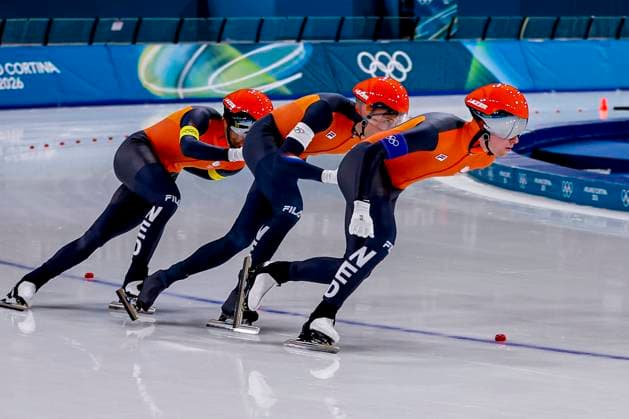 Stijn Van De Bunt of the Netherlands and Jorrit Bergsma of the Netherlands and Chris Huizinga of the Netherlands Men s Team Pursuit Semifinals, Milano Cortina 2026 Winter Olympics: Day 11, Speed skating, Eisschnelllauf - Milano Cortina 2026 Winter Olympics: Day 11, Milano Speed Skating Stadium, February 17, 2026, Milan, Italy.