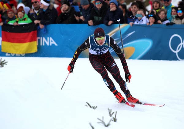Olympische Winterspiele, Olympia, Nordische Kombination, Individual Gundersen Large Hill 10km, Langlauf, Val di Fiemme, Tesero GEIGER Vinzenz (GER) in der Loipe beim Langlauf *** Olympic Winter Games, Olympic Games, Nordic Combined, Individual Gundersen Large Hill 10km, cross-country skiing, Val di Fiemme, Tesero GEIGER Vinzenz GER in the cross-country skiing track