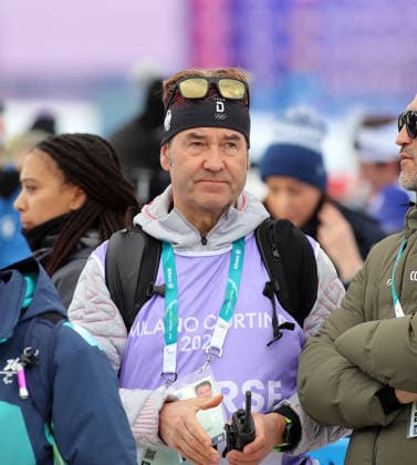 Olympische Winterspiele, Olympia, Nordische Kombination, Individual Gundersen Large Hill 10km, Langlauf, Val di Fiemme, Tesero Horst Hüttel Huettel (GER), DSV Sportdirektor Nordisch mit Leibchen *** Olympic Winter Games, Olympic Games, Nordic Combined, Individual Gundersen Large Hill 10km, Cross-country skiing, Val di Fiemme, Tesero Horst Hüttel Huettel GER , DSV Sports Director Nordic with bib