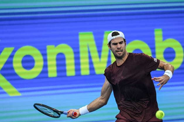 Qatar TotalEnergies Open 2026 - Day Two DOHA, QATAR FEBRUARY 17: Karen Khachanov competes against Shintaro Mochizuki of Japan during a Round One singles match at the Qatar ExxonMobil Open at the Khalifa International Tennis and Squash Complex on February 17, 2026 in Doha, Qatar. Doha Qatar  Copyright: xArturxWidakx originalFilename:widak-qatarexx260217_npTSO.jpg
