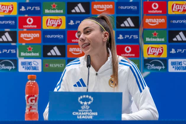 February 17, 2026, Madrid, Madrid, Spain: ATHENEA DEL CASTILLO of Real Madrid Femenino CF speaks to the media during the UEFA Women s Nations League 2025 26 press conference, PK, Pressekonferenz held at the Valdebebas training ground on February 17, 2026, in Madrid, Spain. Madrid Spain - ZUMAc312 20260217_zsp_c312_001 Copyright: xOscarxManuelxSanchezx