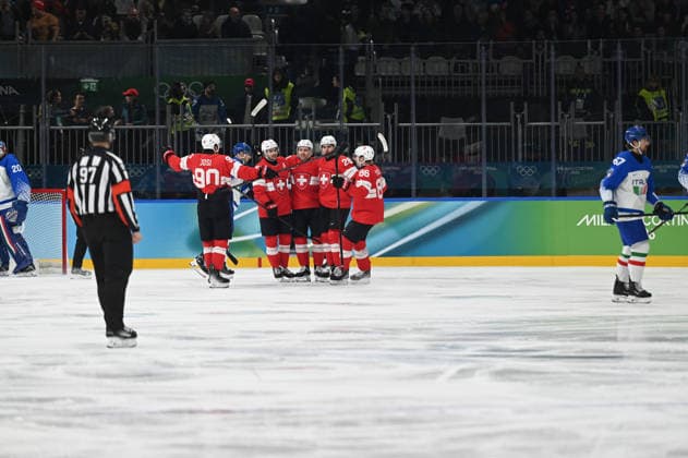 Ice hockey, Eishockey Man s , Switzerland- Italy, Milano Cortina 2026 Winter Olympics Game : Day 11 Switzerland participates in the Winter Olympic Games, Olympische Spiele, Olympia, OS at the Milano Rho Ice Hockey Arena in Milano, Italy, on February 17, 2026. Milano Lombardia Italy  Copyright: xFedericoxManonix originalFilename:manoni-notitle260217_npLfe.jpg