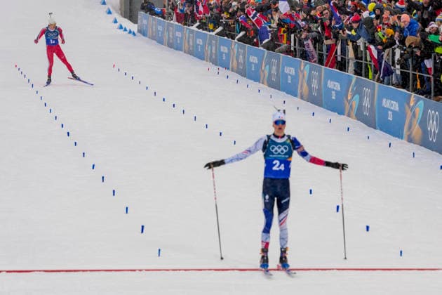 Winter Olympics in Milan Cortina 2026 Anterselva, Italy 20260217. Eric Perrot from France and Vetle Sjaastad Christiansen from Norway on the run during the men s 4 x 7.5 km relay in biathlon at the Winter Olympics in Milano Cortina 2026. Photo: Heiko Junge NTB Anterselva Italy EDITORIAL USE ONLY. RESTRICTED USE FOR BETTING COMPANIES Ref:_SPO12xXQ10vjf4.jpg *** Winter Olympics in Milan Cortina 2026 Anterselva, Italy 20260217 Eric Perrot from France and Vetle Sjaastad Christiansen from Norway on the run during the men s 4 x 7 5 km relay in biathlon at the Winter Olympics in Milano Cortina 2026 Photo Heiko Junge NTB Anterselva Italy EDITORIAL USE ONLY RESTRICTED USE FOR BETTING COMPANIES  Copyright: xHeikoxJungex xNTBx