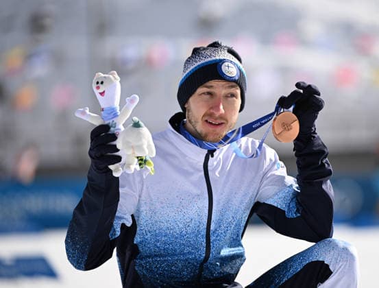 (260217) -- TESERO, Feb. 17, 2026 -- Bronze medalist Ilkka Herola of Finland displays his medal during the awarding ceremony for the Nordic Combined Individual Gundersen Large Hill 10km at the Milan-Cortina 2026 Olympic Winter games, Winterspiele,Spiele, Summer games in Tesero, Italy, Feb. 17, 2026. ) (MICO2026)ITALY-TESERO-OLYMPIC WINTER GAMES-NORDIC COMBINED-INDIVIDUAL GUNDERSEN LARGE HILL 10KM HexCanling 