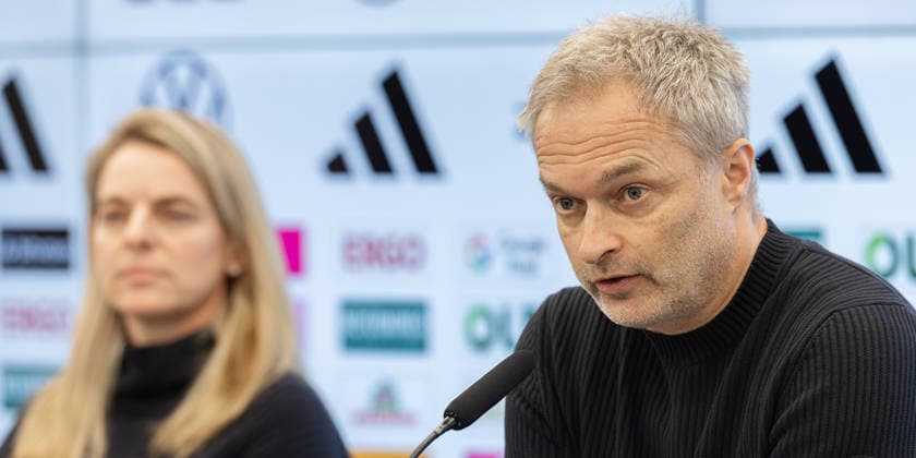 Squad announcement womens national team national coach Christian Wück speaks during the press conference L9nks In the background DFB sports director Nia Künzer Press conference to announce the womens national team squad for the international matches against Slovenia and Norway February 17, 2026 at the DFB Campus in Frankfurt am Main , Frankfurt am Main Hessen Germany DFB Campus