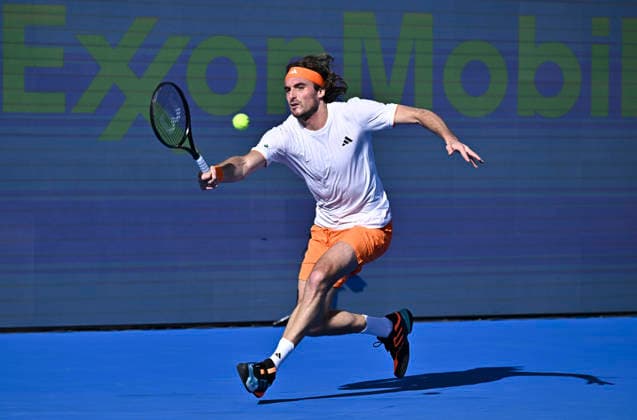 February 17, 2026, Doha, Qatar: Stefanos Tsitsipas of Greece is seen in action against Moez Echargui of Tunisia (not in view) during the Round of 32 at the ATP, Tennis Herren men™s Qatar ExxonMobil Open 2026 tennis tournament at the Khalifa International Tennis Complex. Stefanos Tsitsipas won against Moez Echargui 6-4, 6-4. Doha Qatar - ZUMAs197 20260217_aaa_s197_086 Copyright: xNoushadxVariyattiyakkalx