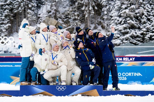 260217 Vetle Sjastad Christiansen, Sturla Holm Laegreid, Johan-Olav Botn and Martin Uldal of Norway, Fabien Claude. Emilien Jacquelin, Quentin Fillon Maillet and Eric Perrot of France Sebastian Samuelsson, Martin Ponsiluoma, Jesper Nelin and Viktor Brandt of Sweden celebrate on the podium after men s 4 x 7,5 km relay biathlon during day 11 of the 2026 Winter Olympics on February 17, 2026 in Anterselva. Photo: Joel Marklund BILDBYRAN kod JM JM0796 skidskytte biathlon skiskyting Olympic Games, Olympische Spiele, Olympia, OS olympics winter olympics os ol olympiska spel vinter-os olympiske leker milano cortina 2026 milan cortina 2026 milano cortina 2026 olympic games milano cortina 2026 winter olympic games milano cortina-os milano cortina-ol vinter-ol 11 bbeng stafett relay norge frankrike sverige jubel *** 260217 Vetle Sjastad Christiansen, Sturla Holm Laegreid, Johan Olav Botn and Martin Uldal of Norway, Fabien Claude Emilien Jacquelin, Quentin Fillon Maillet and Eric Perrot of France Sebastian Samuelsson, Martin Ponsiluoma, Jesper Nelin and Viktor Brandt of Sweden celebrate on the podium after men s 4 x 7,5 km relay biathlon during day 11 of the 2026 Winter Olympics on February 17, 2026 in Anterselva Photo Joel Marklund BILDBYRAN code JM JM0796 biathlon biathlon biathlon olympic games olympics olympics winter olympics os ol olympiska spel vinter os olympiske leker milano cortina 2026 milan cortina 2026 milan cortina 2026 olympic games milano cortina 2026 winter olympic games milano cortina os milano cortina ol vinter ol 11 bbeng relay norge frankrike sverige jubel  Copyright: JOELxMARKLUND BB260217JM081