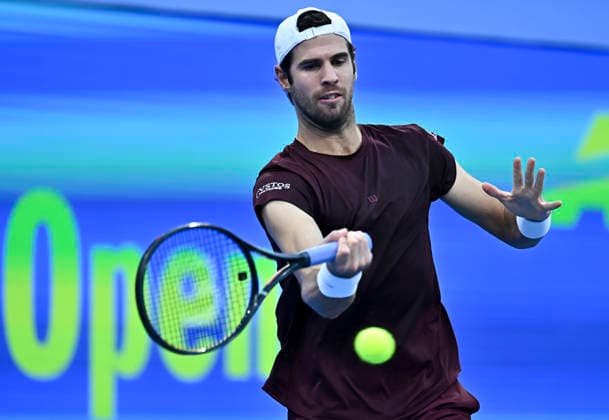 ATP, Tennis Herren QATAR EXXONMOBIL OPEN-ROUND OF 32 Karen Khachanov of Russia competes against Shintaro Mochizuki of Japan in the Round of 32 at the ATP men s Qatar ExxonMobil Open 2026 tennis tournament at the Khalifa International Tennis Complex in Doha, Qatar, on February 17, 2026. DOHA Qatar Copyright: xNOUSHADx