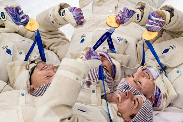 260217 Fabien Claude, Emilien Jacquelin, Quentin Fillon Maillet and Eric Perrot of France celebrate with their gold medals after men s 4 x 7,5 km relay biathlon during day 11 of the 2026 Winter Olympics on February 17, 2026 in Anterselva. Photo: Joel Marklund BILDBYRAN kod JM JM0796 skidskytte biathlon skiskyting Olympic Games, Olympische Spiele, Olympia, OS olympics winter olympics os ol olympiska spel vinter-os olympiske leker milano cortina 2026 milan cortina 2026 milano cortina 2026 olympic games milano cortina 2026 winter olympic games milano cortina-os milano cortina-ol vinter-ol 11 bbeng stafett relay jubel frankrike *** 260217 Fabien Claude, Emilien Jacquelin, Quentin Fillon Maillet and Eric Perrot of France celebrate with their gold medals after men s 4 x 7,5 km relay biathlon during day 11 of the 2026 Winter Olympics on February 17, 2026 in Anterselva Photo Joel Marklund BILDBYRAN code JM JM0796 biathlon biathlon biathlon olympic games olympics olympics winter olympics os ol olympiska spel vinter os olympiske leker milano cortina 2026 milan cortina 2026 milan cortina 2026 olympic games milano cortina 2026 winter olympic games milano cortina os milano cortina ol vinter ol 11 bbeng relay relay jubel france  Copyright: JOELxMARKLUND BB260217JM095